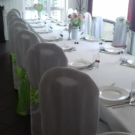 Pensjon Polska Frühstückspension 2*